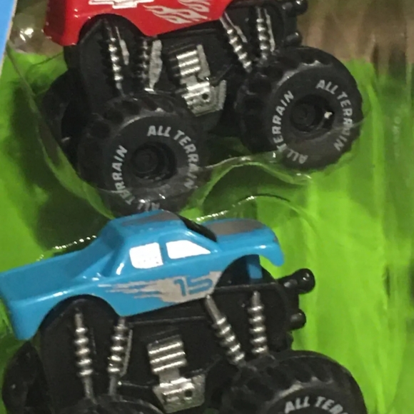 3 Pack Red blue orangeChevrolet Micro Key LauncherColorado pre-runnerChevy - Picture 9 of 12